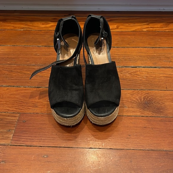 Black Platform Wedges - Picture 4 of 4